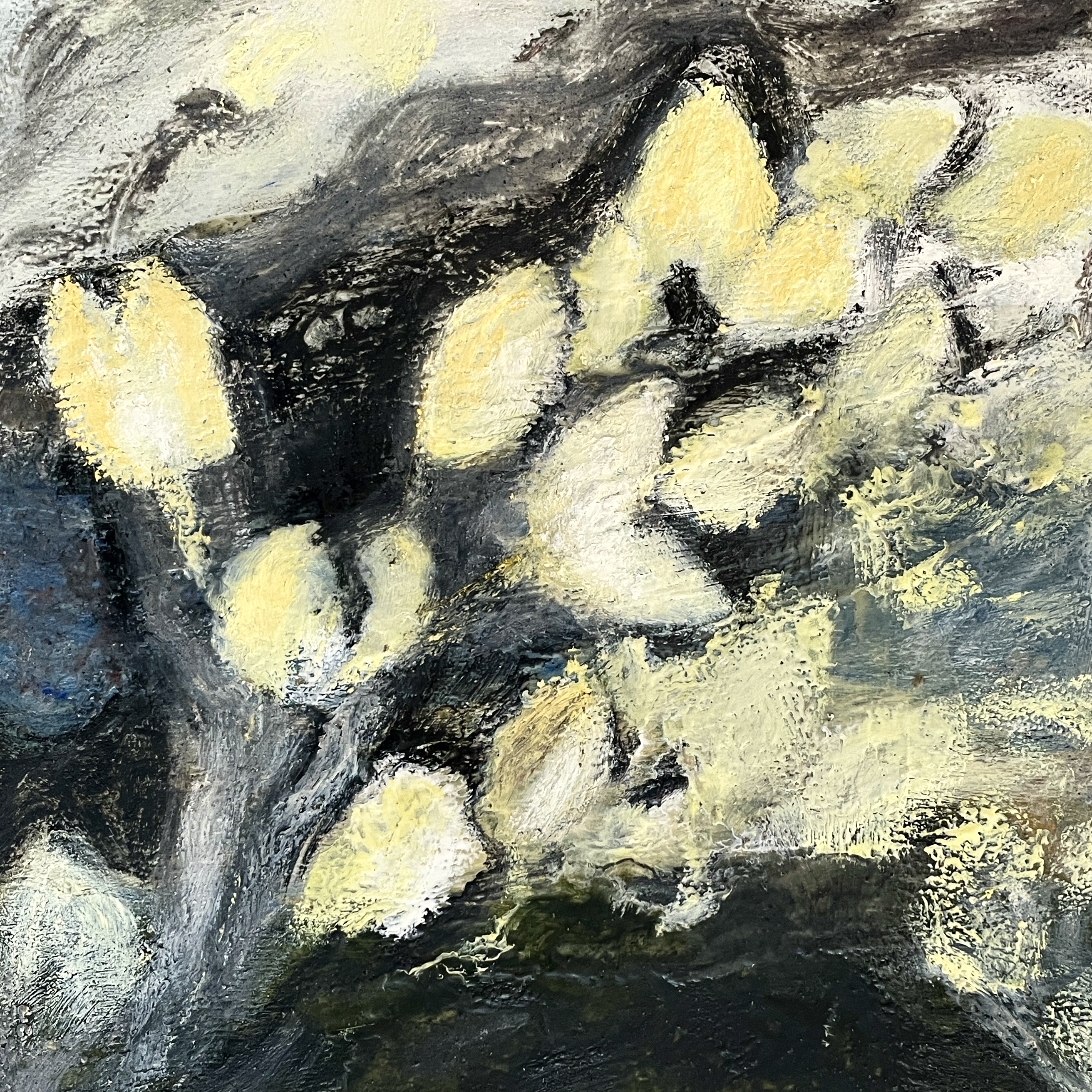 Equinox tide